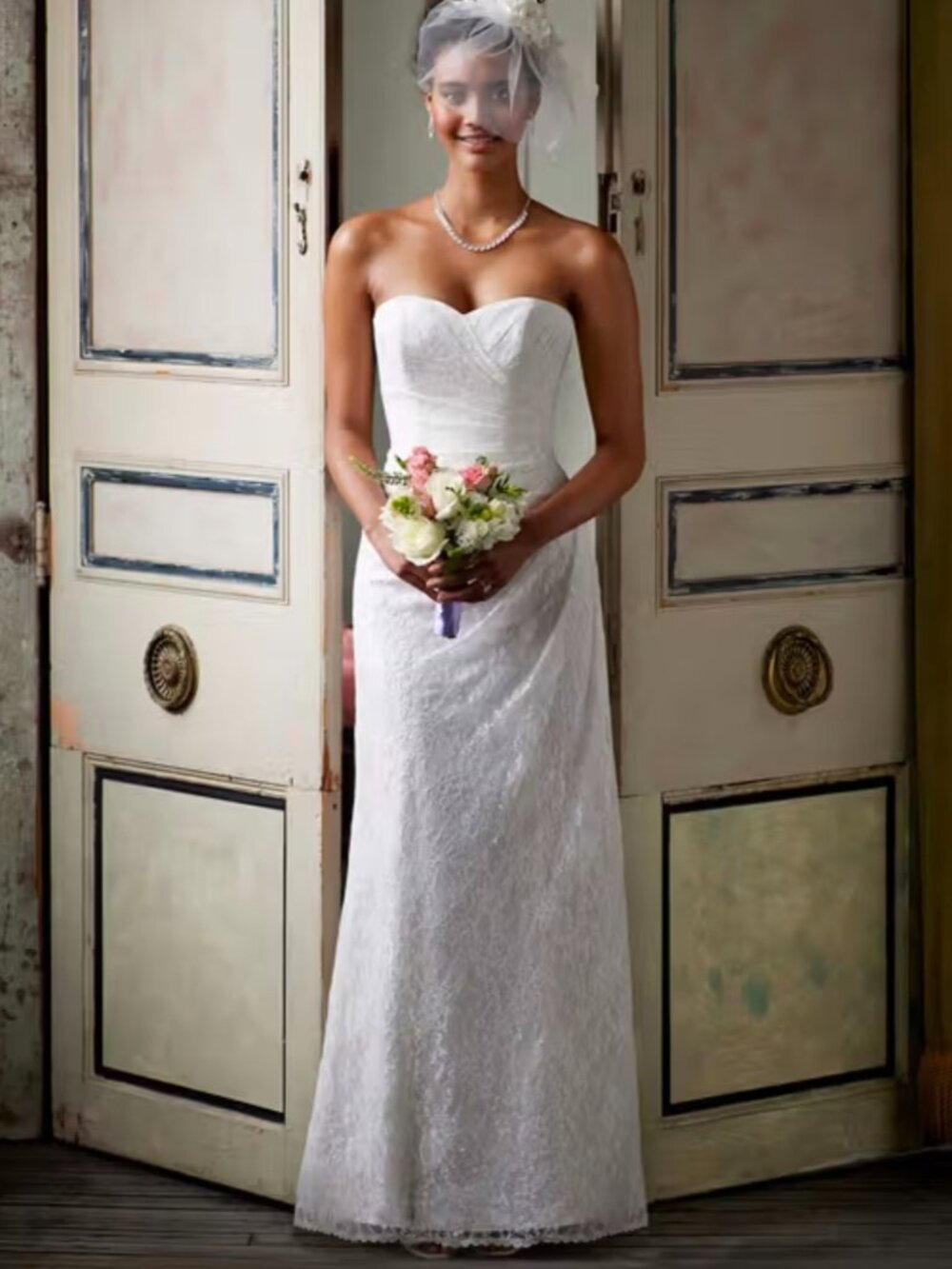 David's Bridal Galina Allover Lace Strapless Sweetheart Wedding Dress Size 2